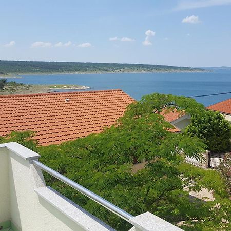 Apartmani Ana - Meka Draga 奥布罗瓦茨 外观 照片
