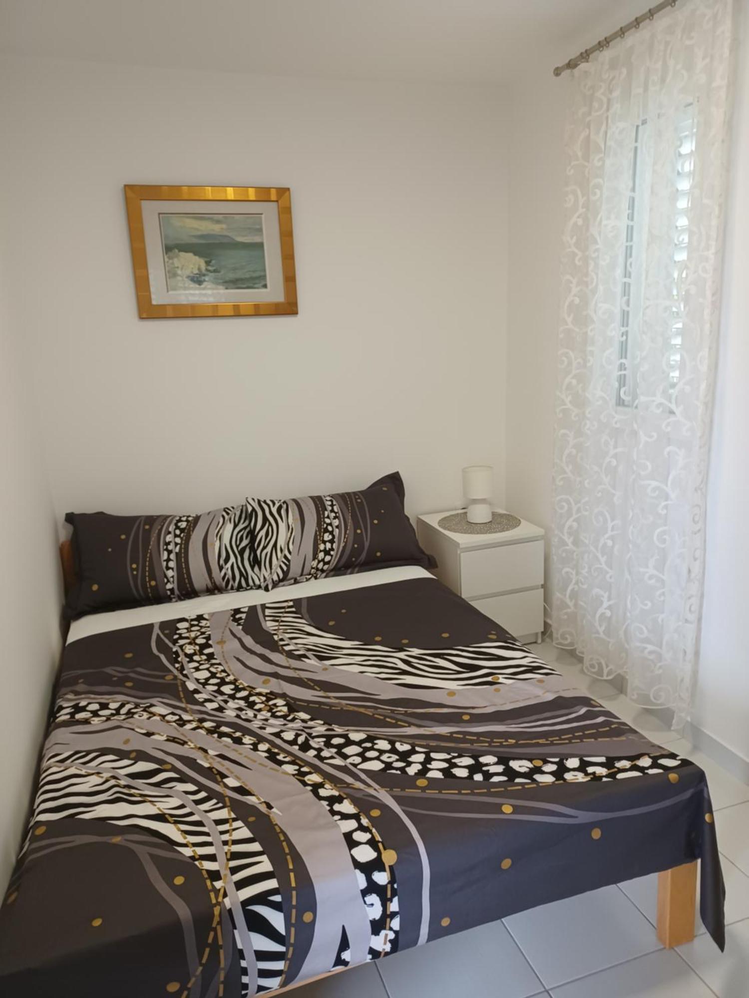 Apartmani Ana - Meka Draga 奥布罗瓦茨 外观 照片