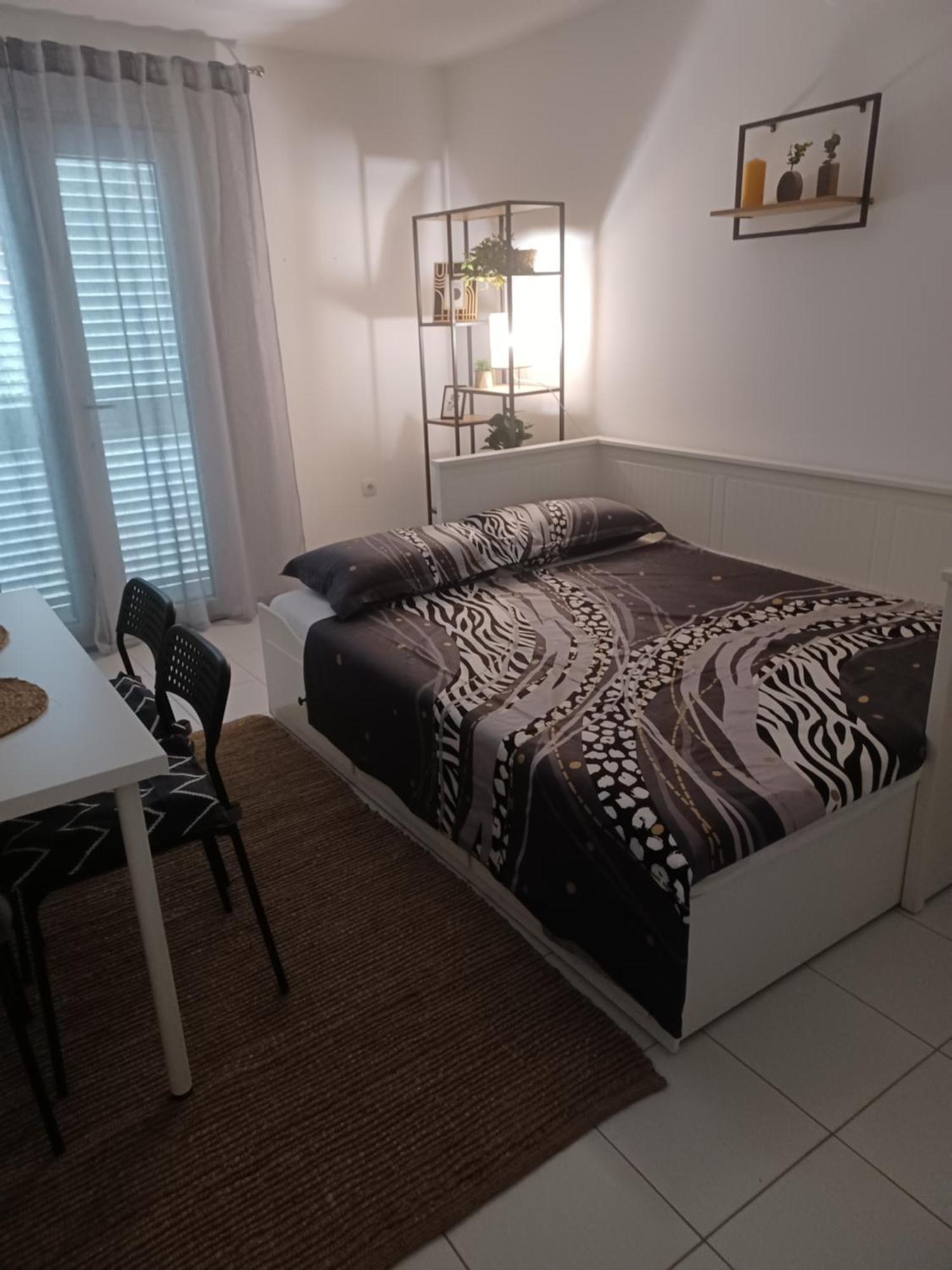 Apartmani Ana - Meka Draga 奥布罗瓦茨 外观 照片